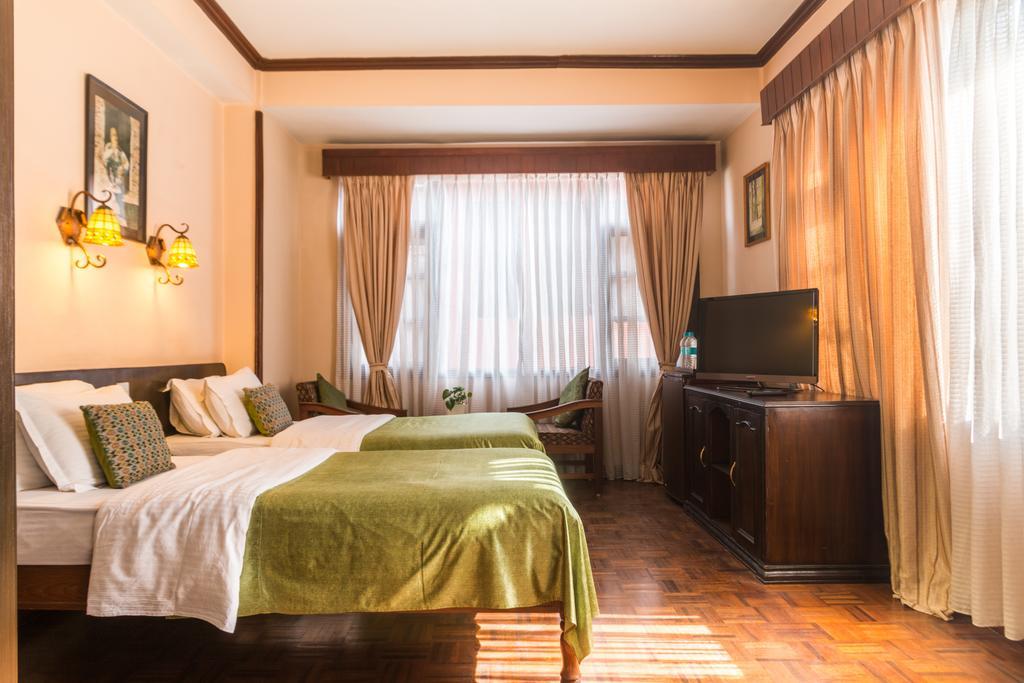 Hotel Excelsior Катманду Екстер'єр фото