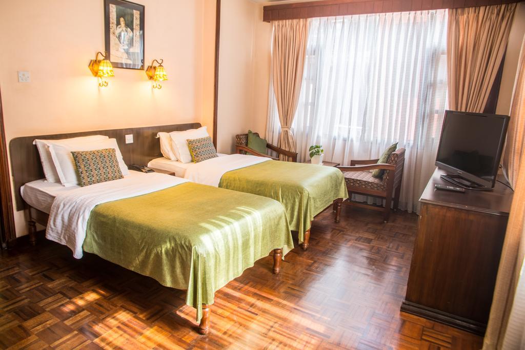 Hotel Excelsior Катманду Екстер'єр фото
